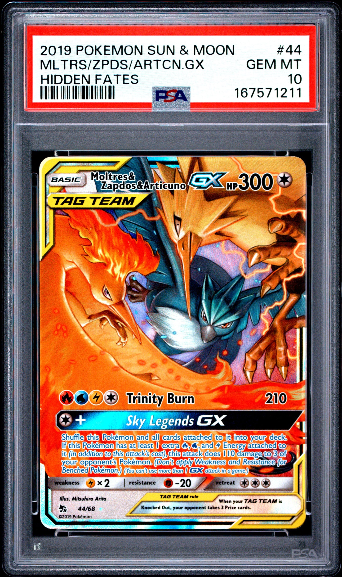 POKEMON TCG - MOLTRES & ZAPDOS & ARTICUNO GX 44/68 PSA 10 HIDDEN FATES POKEMON